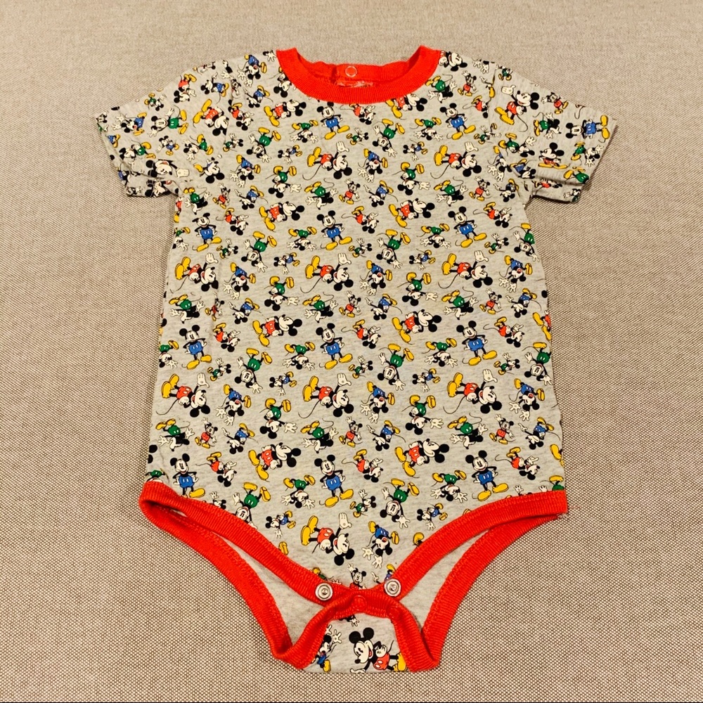 Disney - Mickey Mouse outfit. - Picture 2 of 6
